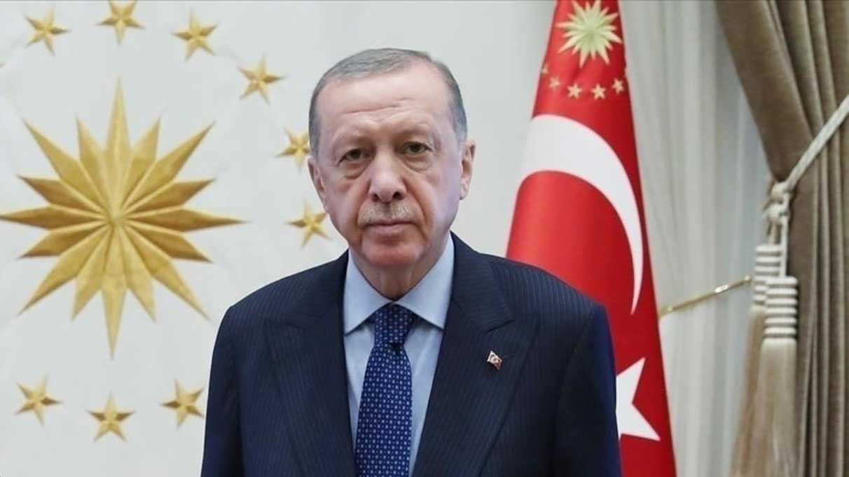 Cumhurbaşkanı Erdoğan, şehit ailelerine başsağlığı dileğinde bulundu.