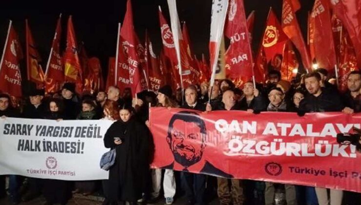 Can Atatay’ın milletvekilliğinin düşürülmesine karşı protesto yapıldı