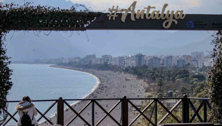 Antalya’da turizm sektörü yeni bir rekor kırdı