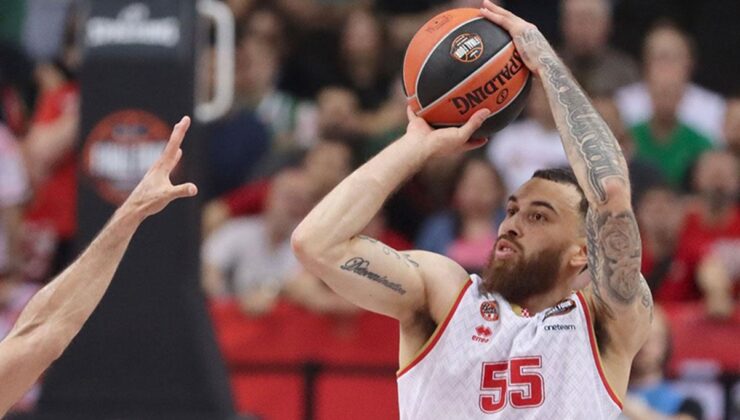 Mike James EuroLeague’nin en çok sayı atan oyuncusu oldu.