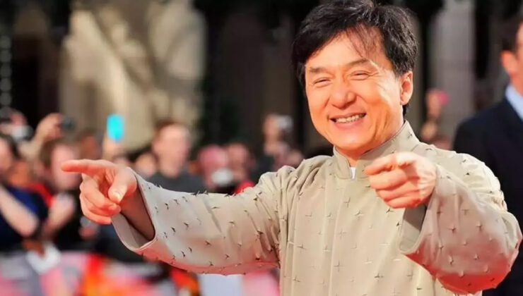 Akrobatik Dövüş Ustası Jackie Chan’in Bembeyaz Saçları Panik Yarattı!