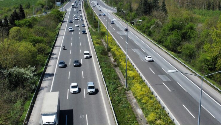 Düzce Valiliği’nden Sürücülere Önemli Uyarı: 14 Nisan Pazar Günü Kamyon ve Tanker Geçişi Yasak!