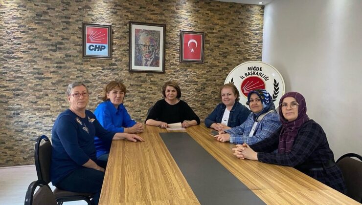 CHP Niğde Kadın Kolları Başkanı İstifa Etti: Haksızlıklar Son Bulmalı!