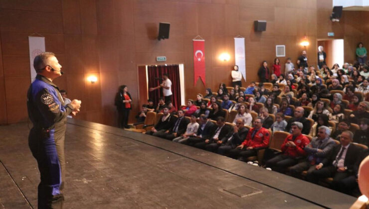 Türkiye’nin İlk Astronotu Alper Gezeravcı, Malatya’da Öğrencilerle Buluştu: Uzay Yolculuğu ve Geleceğe İlham Veren Sözler!