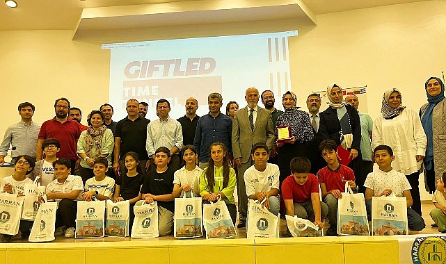 Harran Üniversitesi Üstün Yetenekliler Paneli ve Giftled Projesi Ödül Töreni