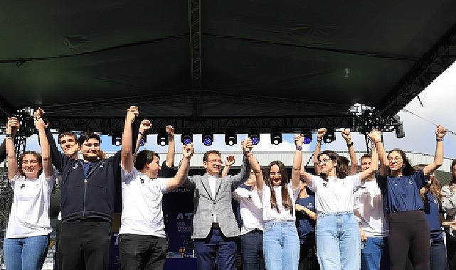 İstanbul’da Gençler Yarına Hazır: Eğitimde Eşitlik ve Teknoloji!