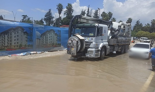 Konya Büyükşehir Belediyesi Hatay’daki sel felaketine müdahale ediyor