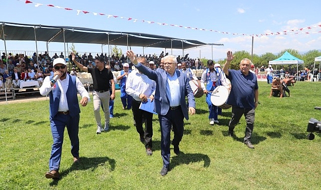 Burhaniye’de Yağlı Güreşler 8 Haziran’Da!